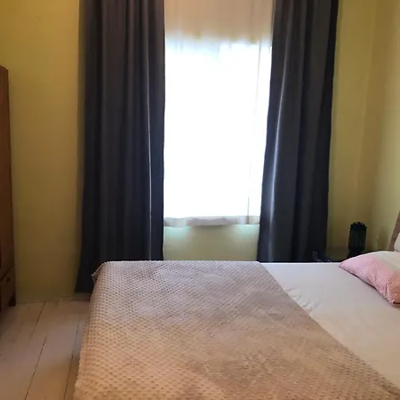 Apartment Merkez Muethis Lokasyon Ayri Mutfakli Antalya