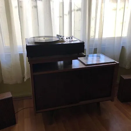 Apartment Merkez Muethis Lokasyon Ayri Mutfakli Antalya
