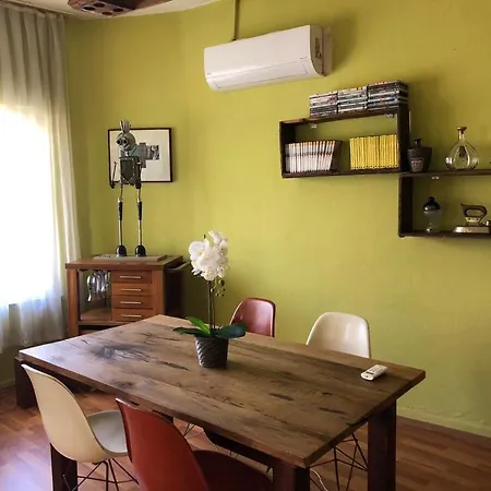 Merkez Muethis Lokasyon Ayri Mutfakli Apartment
